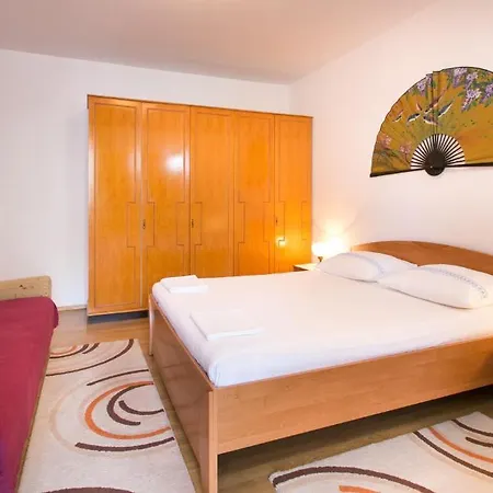 Raguž Apartmán *